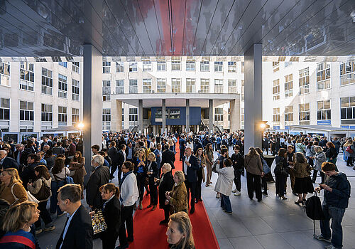 Cour centrale